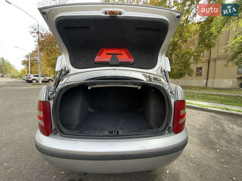 Седан Skoda Fabia 2002 в Николаеве фото 12 Седан Skoda Fabia 2002 в Николаеве