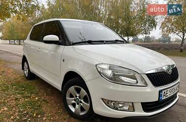 Хэтчбек Skoda Fabia 2012 в 