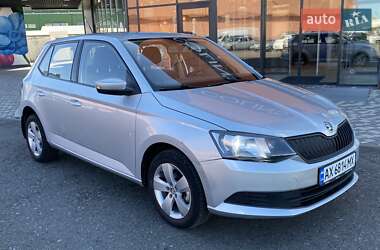Хетчбек Skoda Fabia 2015 в Києві Хетчбек Skoda Fabia 2015 в Києві