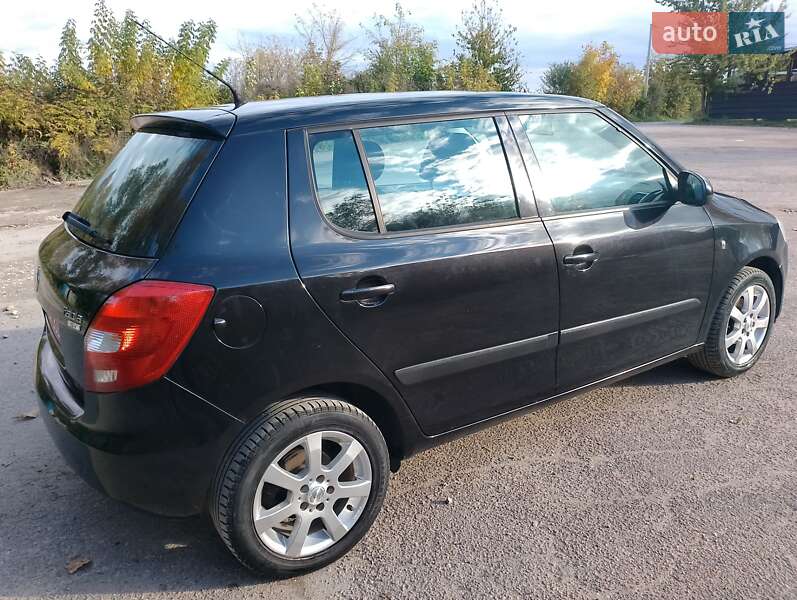 Хэтчбек Skoda Fabia 2008 в Тернополе