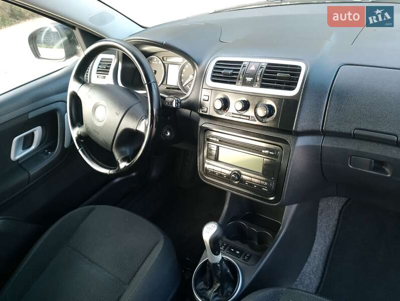 Хэтчбек Skoda Fabia 2008 в Тернополе