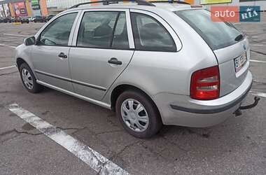 Универсал Skoda Fabia 2003 в  фото 11 Универсал Skoda Fabia 2003 в