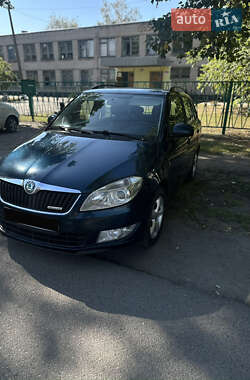 Універсал Skoda Fabia 2012 в Новомосковську
