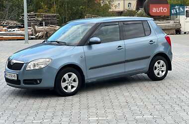 Хетчбек Skoda Fabia 2008 в Рівному
