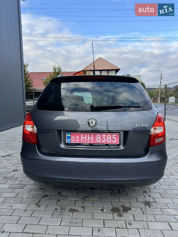 Универсал Skoda Fabia 2008 в Ровно