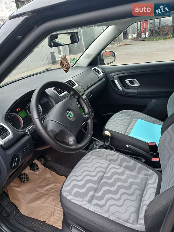 Универсал Skoda Fabia 2009 в Чернигове