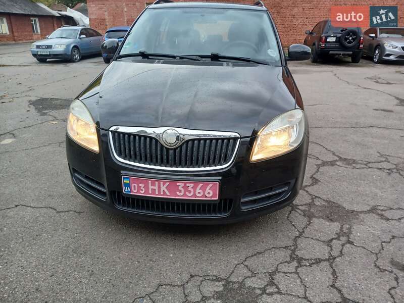Универсал Skoda Fabia 2009 в Чернигове