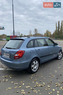 Універсал Skoda Fabia 2008 в  фото 3 Універсал Skoda Fabia 2008 в
