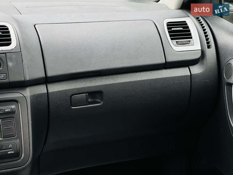 Универсал Skoda Fabia 2009 в Харькове