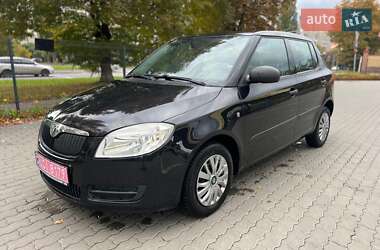 Хетчбек Skoda Fabia 2008 в Луцьку