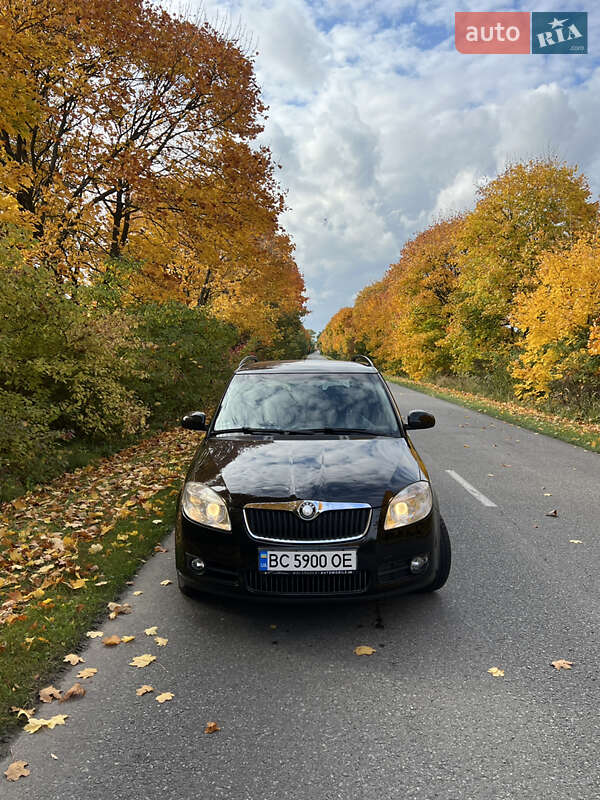 Універсал Skoda Fabia 2008 в Львові