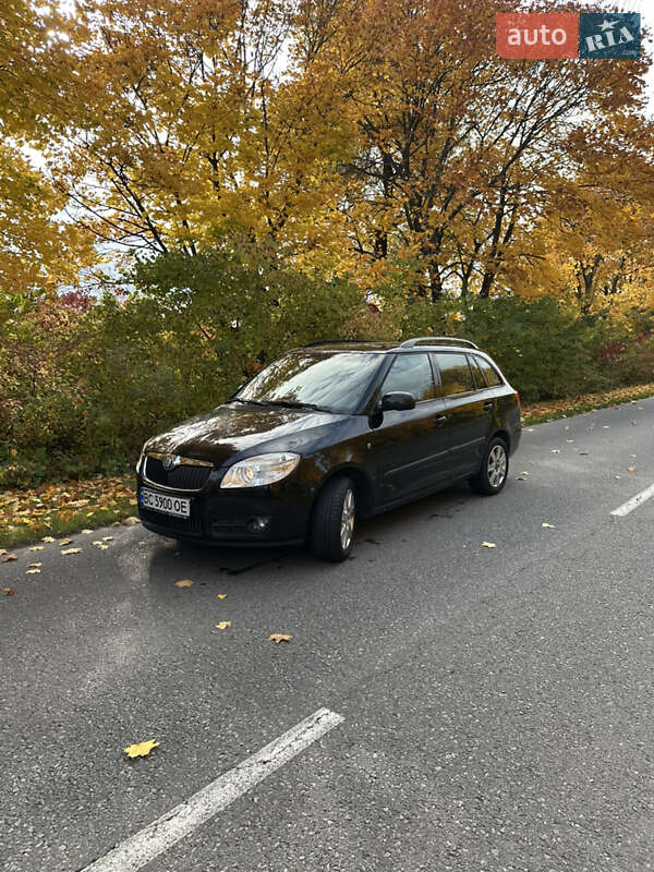 Універсал Skoda Fabia 2008 в Львові