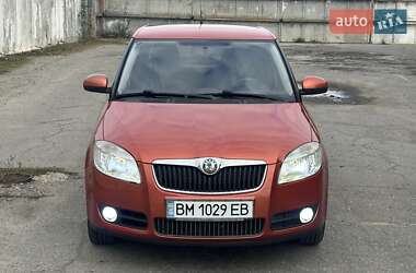 Хэтчбек Skoda Fabia 2008 в 