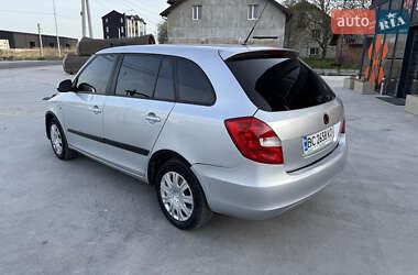 Универсал Skoda Fabia 2010 в 