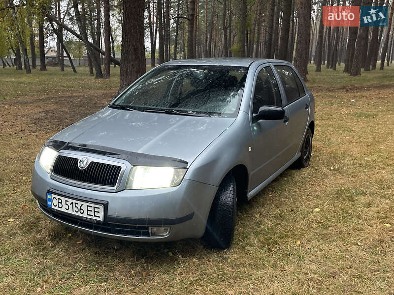 Хетчбек Skoda Fabia 2004 в Чернігові