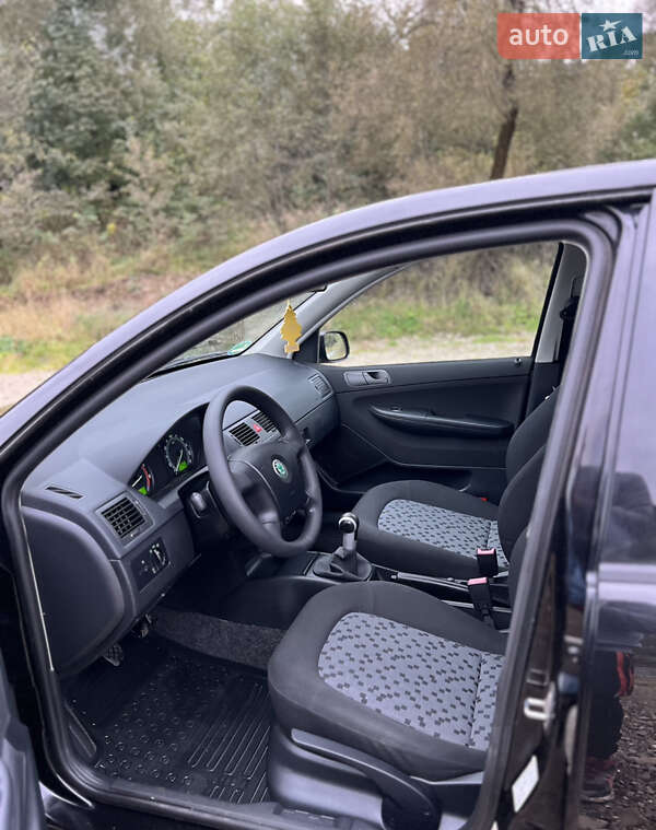 Універсал Skoda Fabia 2007 в Вигоді фото 14 Універсал Skoda Fabia 2007 в Вигоді