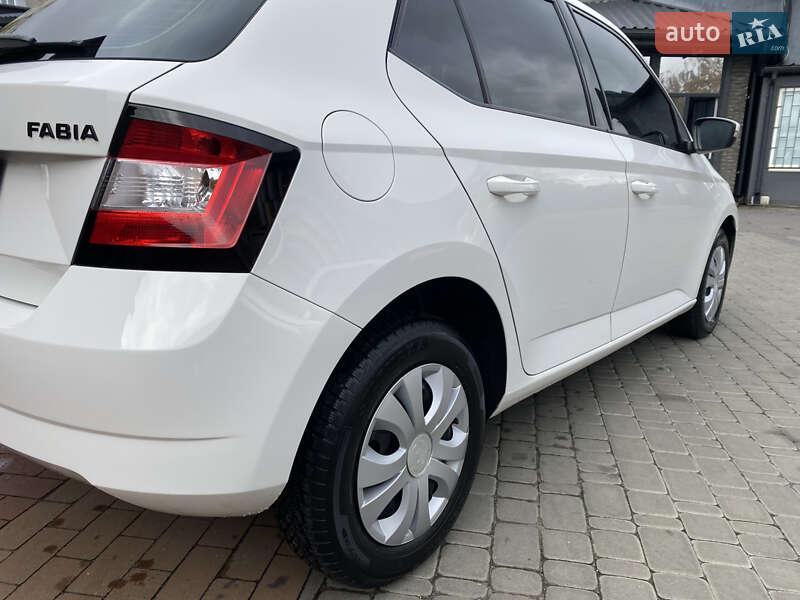 Хетчбек Skoda Fabia 2016 в Білій Церкві фото 12 Хетчбек Skoda Fabia 2016 в Білій Церкві