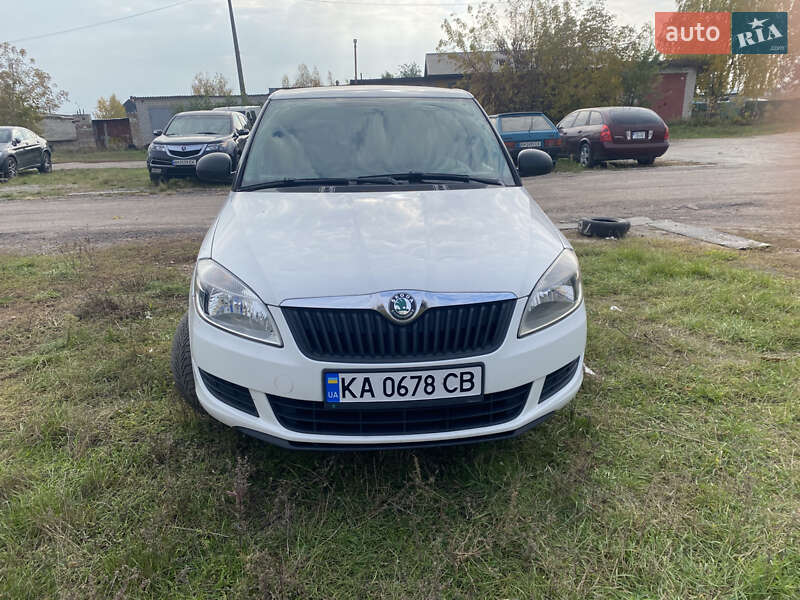 Універсал Skoda Fabia 2012 в Житомирі