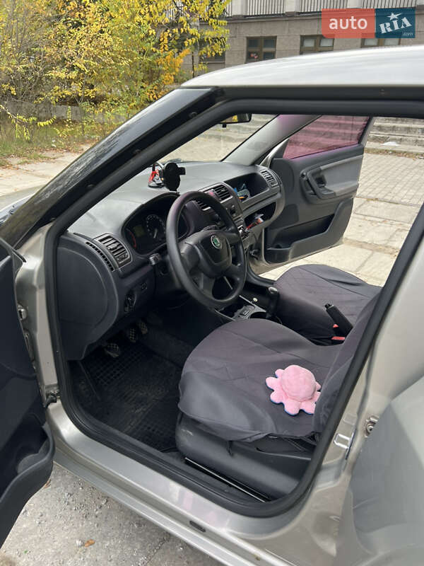 Хетчбек Skoda Fabia 2009 в Запоріжжі фото 16 Хетчбек Skoda Fabia 2009 в Запоріжжі
