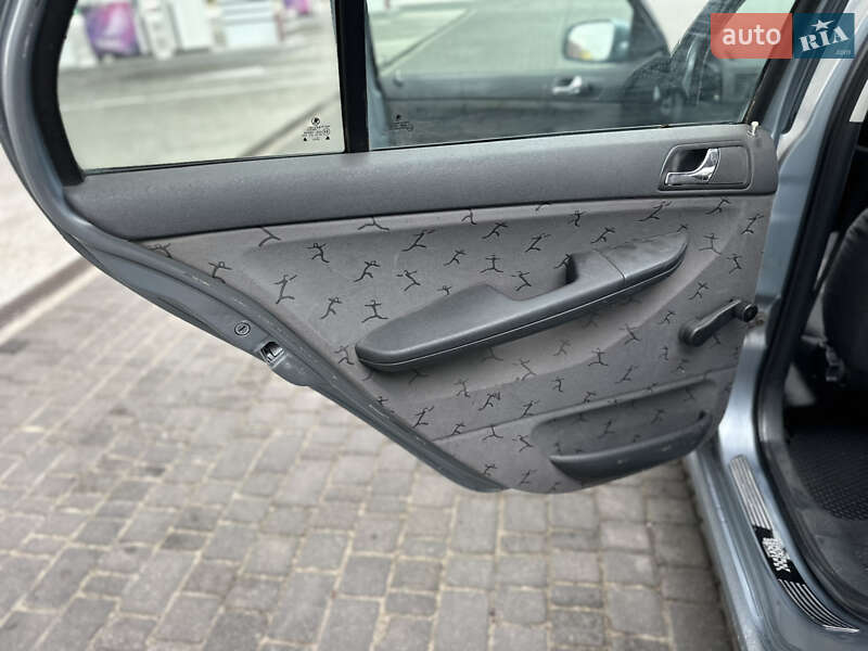 Хэтчбек Skoda Fabia 2002 в Одессе фото 18 Хэтчбек Skoda Fabia 2002 в Одессе
