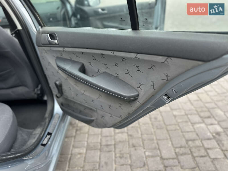 Хэтчбек Skoda Fabia 2002 в Одессе фото 20 Хэтчбек Skoda Fabia 2002 в Одессе