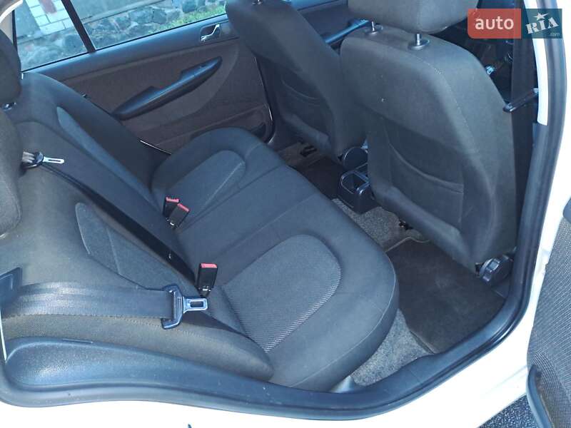 Универсал Skoda Fabia 2006 в Решетиловке