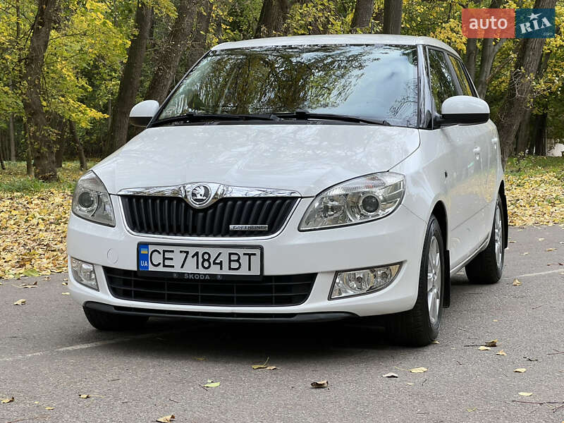 Хетчбек Skoda Fabia 2013 в Чернівцях