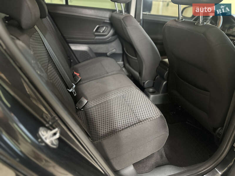 Універсал Skoda Fabia 2013 в Житомирі