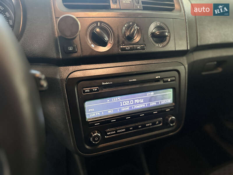 Універсал Skoda Fabia 2013 в Житомирі