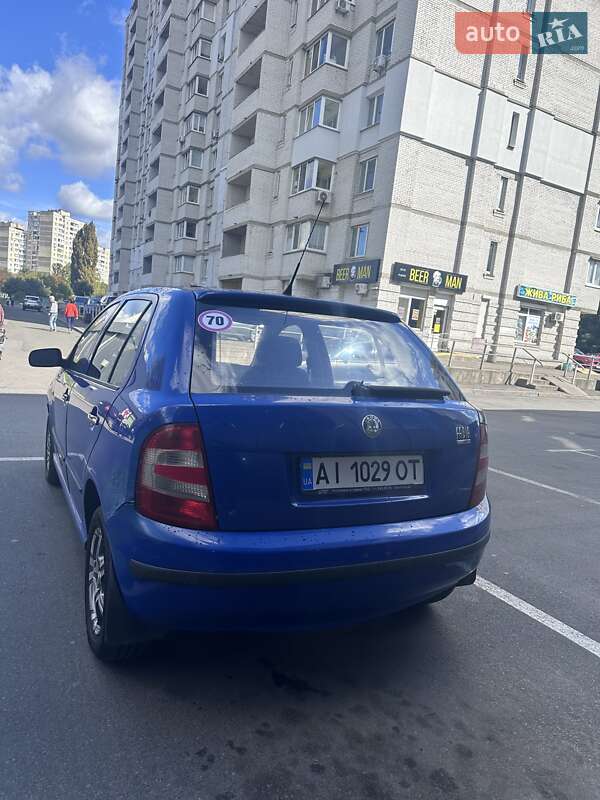 Хэтчбек Skoda Fabia 2006 в Киеве