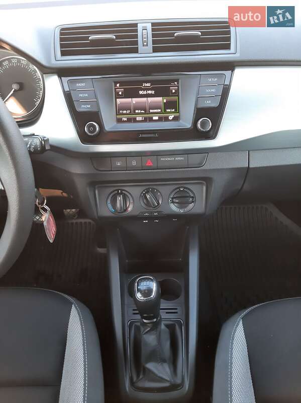 Универсал Skoda Fabia 2018 в Луцке