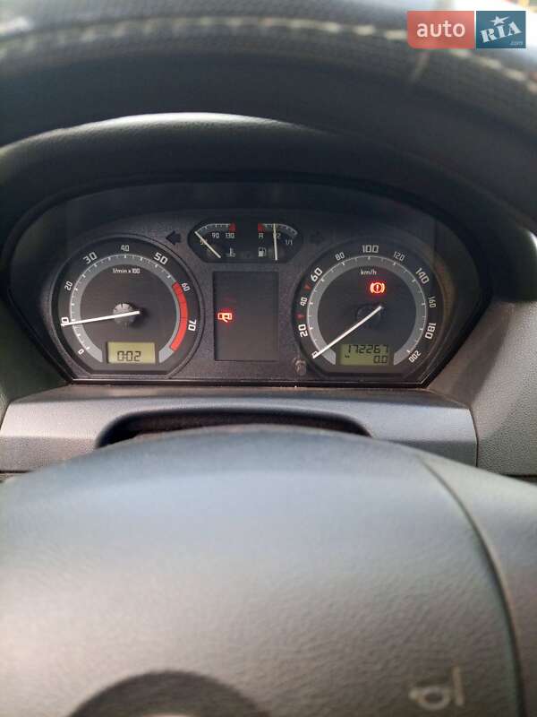 Хэтчбек Skoda Fabia 2005 в Кропивницком фото 3 Хэтчбек Skoda Fabia 2005 в Кропивницком