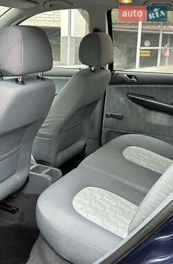 Универсал Skoda Fabia 2001 в 