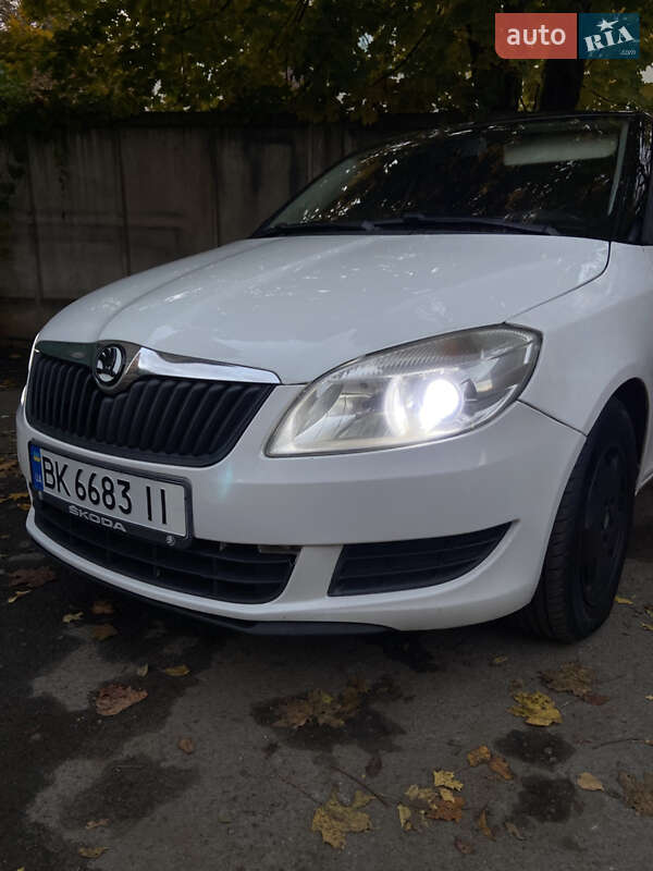 Хэтчбек Skoda Fabia 2011 в Ровно фото 19 Хэтчбек Skoda Fabia 2011 в Ровно