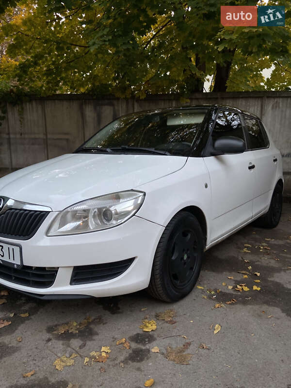 Хэтчбек Skoda Fabia 2011 в Ровно фото 13 Хэтчбек Skoda Fabia 2011 в Ровно