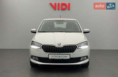 Хетчбек Skoda Fabia 2018 в  фото 5 Хетчбек Skoda Fabia 2018 в