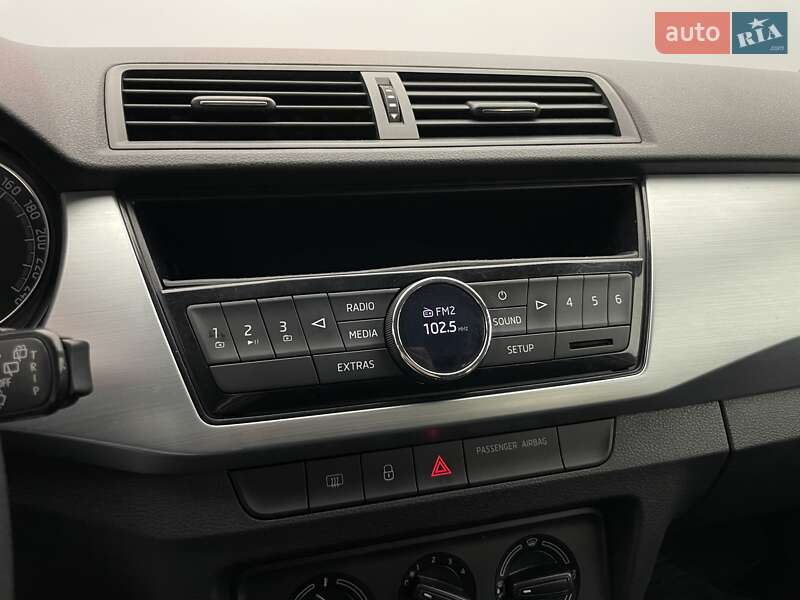 Хэтчбек Skoda Fabia 2018 в Киеве фото 13 Хэтчбек Skoda Fabia 2018 в Киеве