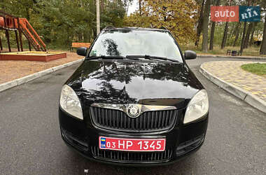 Универсал Skoda Fabia 2009 в 