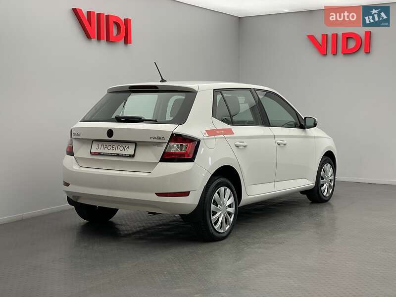Хэтчбек Skoda Fabia 2018 в Киеве
