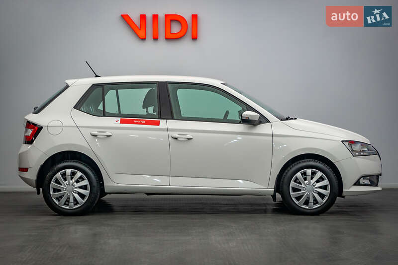Хэтчбек Skoda Fabia 2018 в Киеве