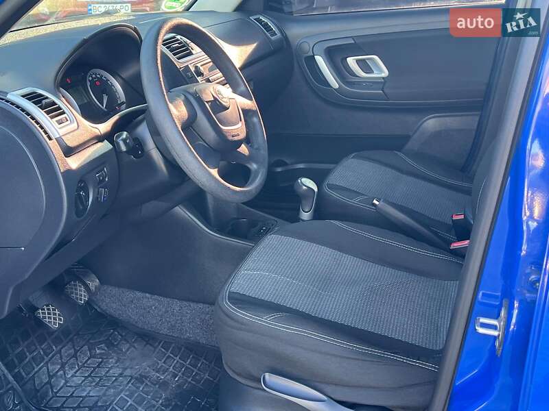 Хэтчбек Skoda Fabia 2009 в Львове
