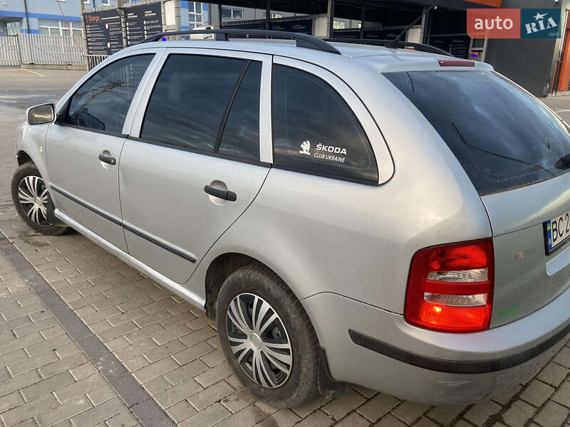 Універсал Skoda Fabia 2003 в Львові
