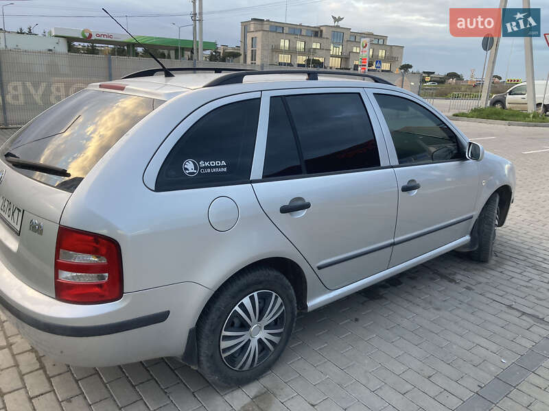 Універсал Skoda Fabia 2003 в Львові