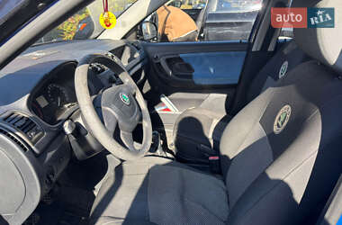 Хетчбек Skoda Fabia 2009 в 