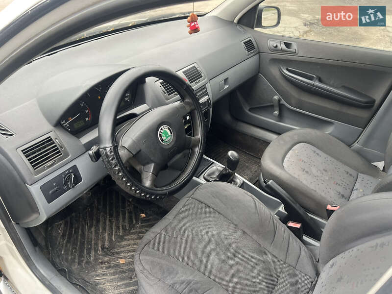 Универсал Skoda Fabia 2003 в Белой Церкви