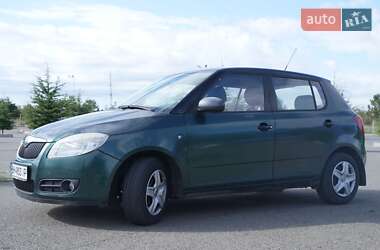 Хэтчбек Skoda Fabia 2007 в  фото 7 Хэтчбек Skoda Fabia 2007 в