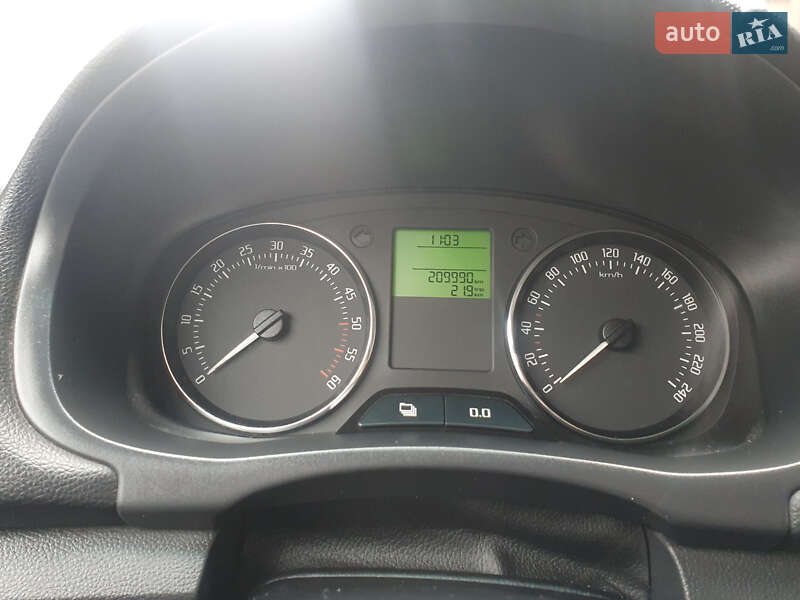 Универсал Skoda Fabia 2011 в Хмельницком