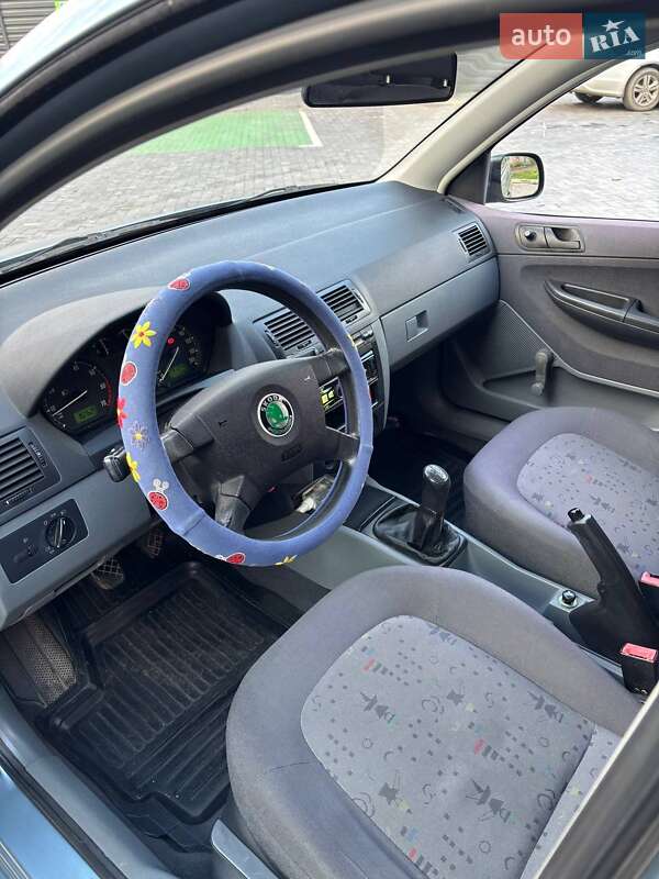 Хетчбек Skoda Fabia 2002 в Кривому Розі фото 10 Хетчбек Skoda Fabia 2002 в Кривому Розі