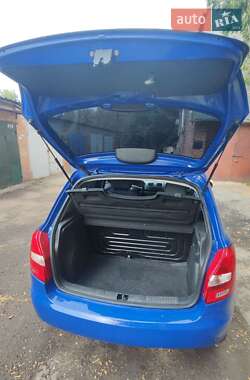 Хэтчбек Skoda Fabia 2007 в 