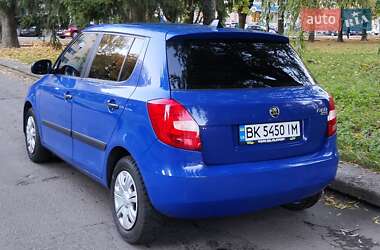 Хэтчбек Skoda Fabia 2007 в 